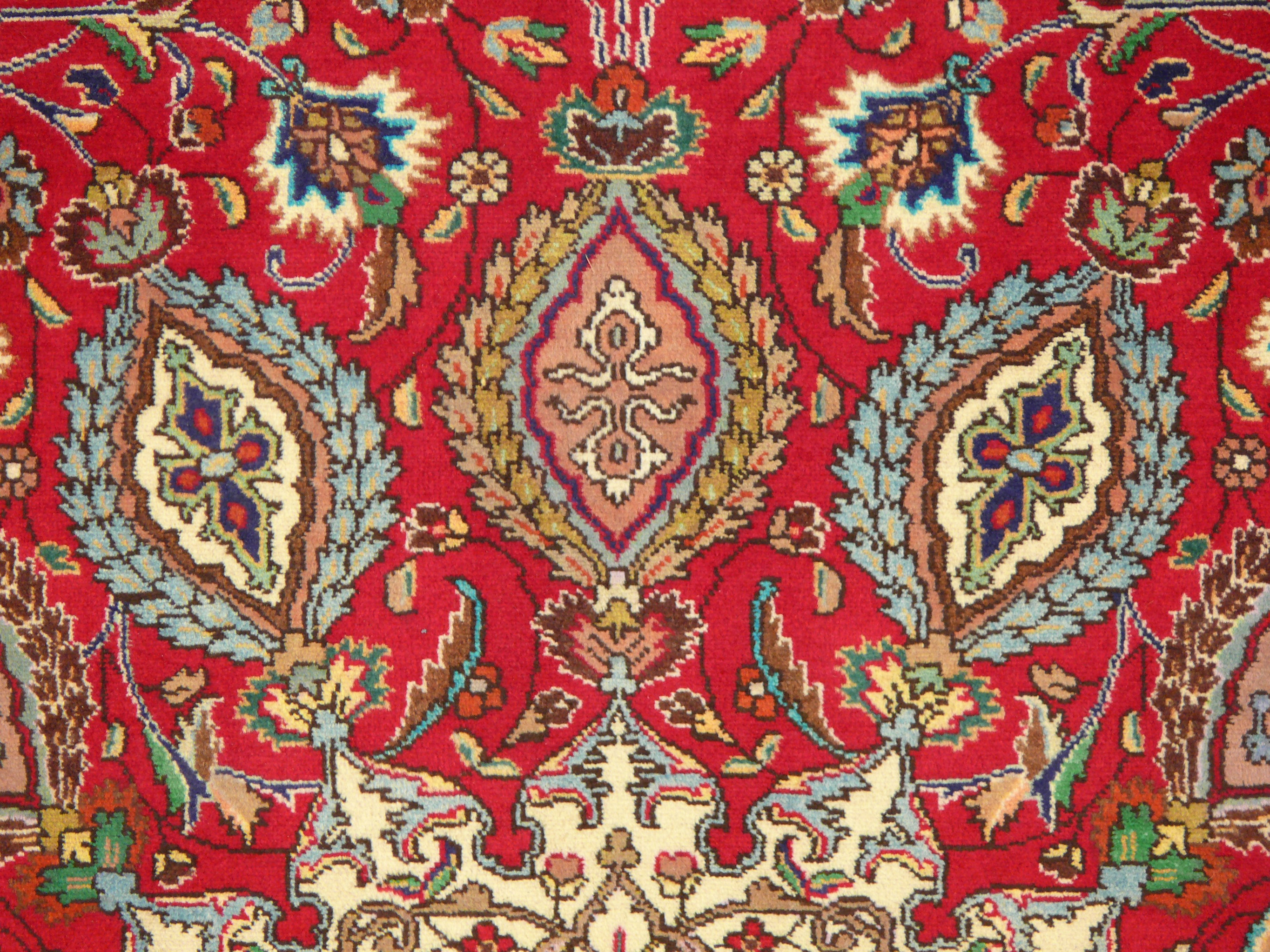 9'9" x 12'9" Persian Tabriz Rug