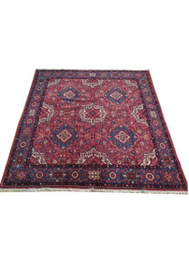 7 x 7 Persian Lilihan Square Rug