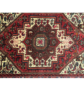 2'5 x 3'7 Persian Gholtogh Rug