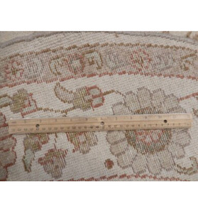 6 x 6 Round Oriental Agra Rug All Over Design