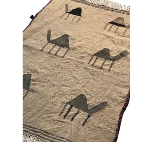 2'5" x 3'7" Antique Qashqai Kelim Rug