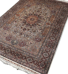 4'2" x 6'2" Persian Qum Silk Rug