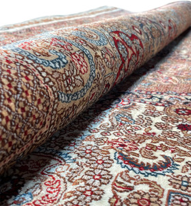 4'2" x 6'2" Persian Qum Silk Rug