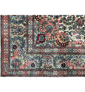 3 x 5'2 Oriental Tabriz 100% Silk Rug