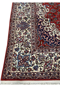Side view focusing on the color contrast in 8x12 Persian Isfahan Silk Rug