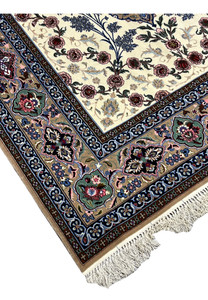 Edge corner detail Persian Isfahan wool silk rug hand knotted ivory fringe taupe border blue arabesque guard