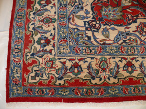 8'7" x 13'4" Persian Isfahan Rug