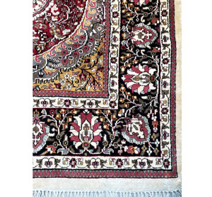 6 x 9 Oriental Kashmiri Silk Rug