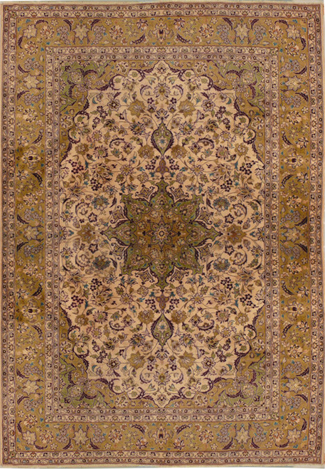 8'9" x 12'2" Persian Isfahan Rug