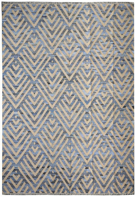 Full overhead view of the 9 x 12 hand-woven kilim showing the chevron and diamond geometric repeat across the field