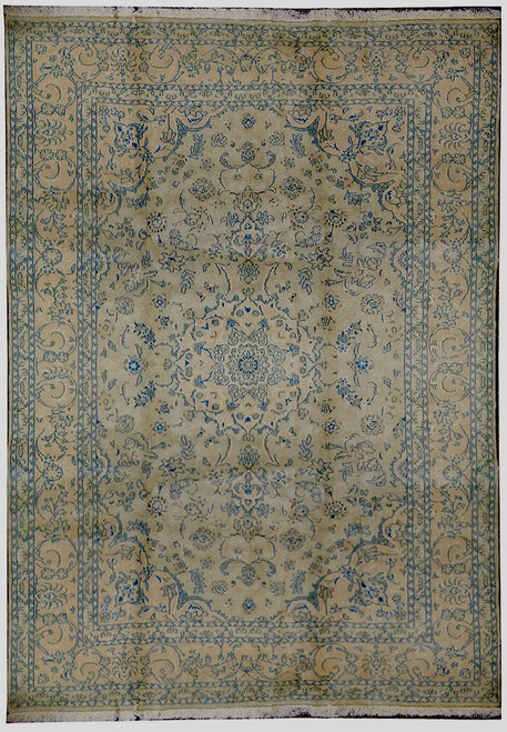 Cream Persian Tabriz rug with light blue floral medallion, ivory spandrels and finely drawn vine border