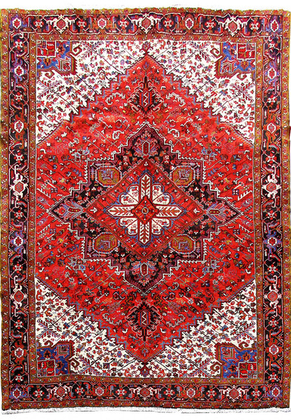10 x 13 Geometric Persian Heriz Rug