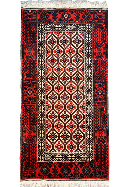 2'8" x 5'3" Persian Baluch Rug