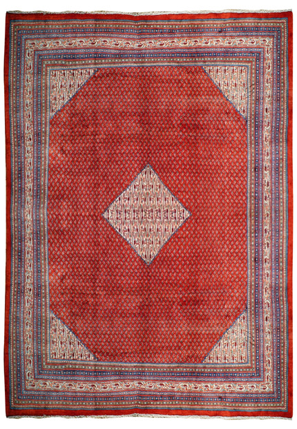 Stunning medallion design on a 10x13 Persian Sarough Mir rug. The intricate details and rich colors create a timeless and sophisticated look