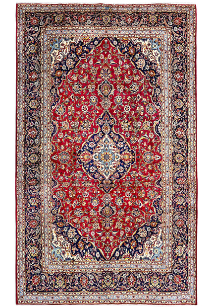 Persian Kashan rug full view, classic medallion and corner composition, hand-knotted wool on cotton for large dining room