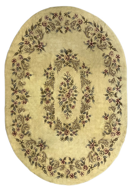 8'2 x 11'5 oval hand-hooked Oriental rug with ivory ground and Aubusson floral wreath