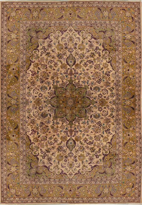 8'9" x 12'2" Persian Isfahan Rug