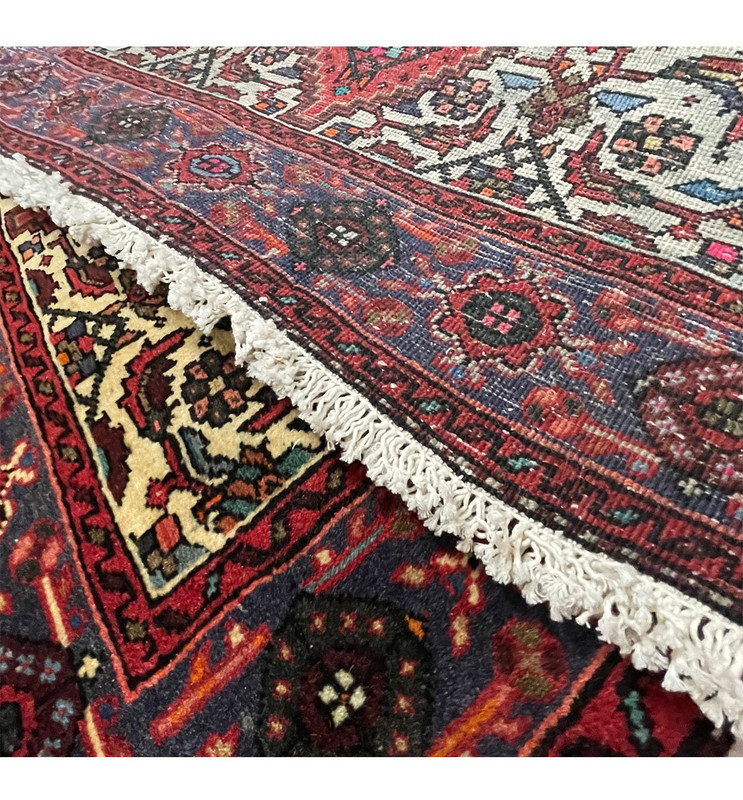 2'5 x 3'7 Persian Gholtogh Rug