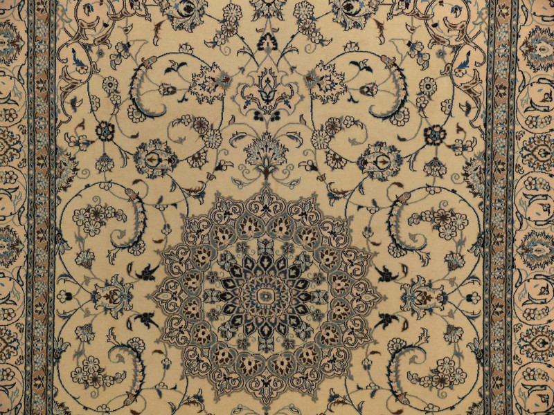 8'2" x 11'9" Persian Nain Rug