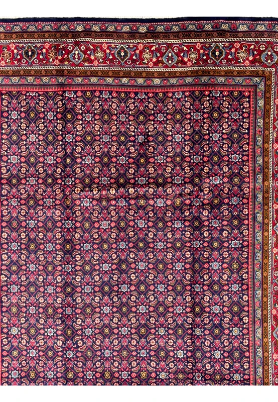Corner detail of the Persian Mahal Rug showcasing the vibrant colors and intricate designs