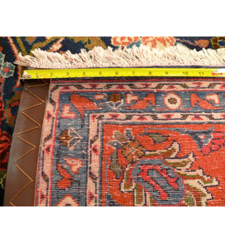 Showing the density of the weaving technique of Persian Sarough Rugs