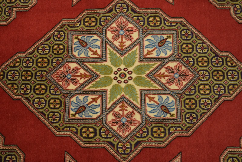 2'5 x 4' Persian Qum Kork Rug 1