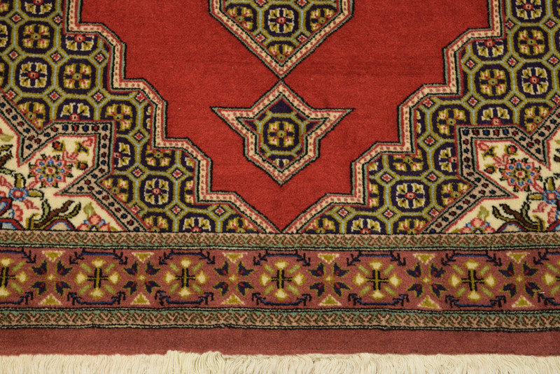 2'5 x 4' Persian Qum Kork Rug 1