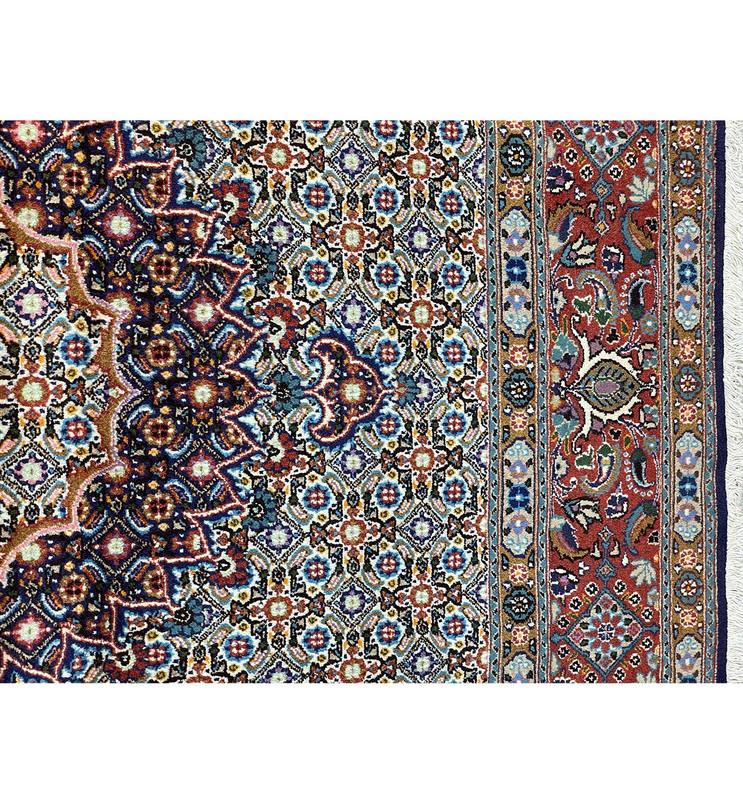 6'5" x 6'5" Persian Moud Square Rug