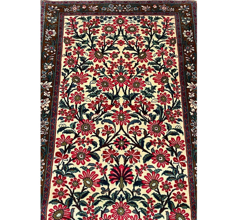 2'5" x 4'3" Botanical Persian Sarough Rug 1