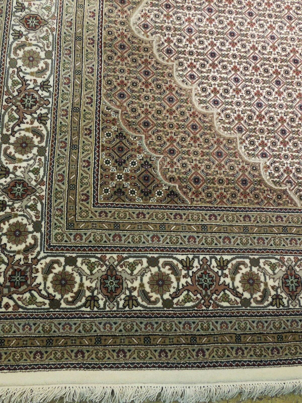 7 x 10 Oriental Mahi Wool & Silk Rug