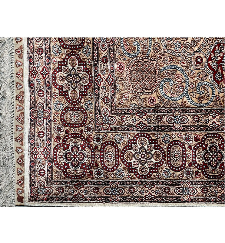 4'2" x 6'2" Persian Qum Silk Rug