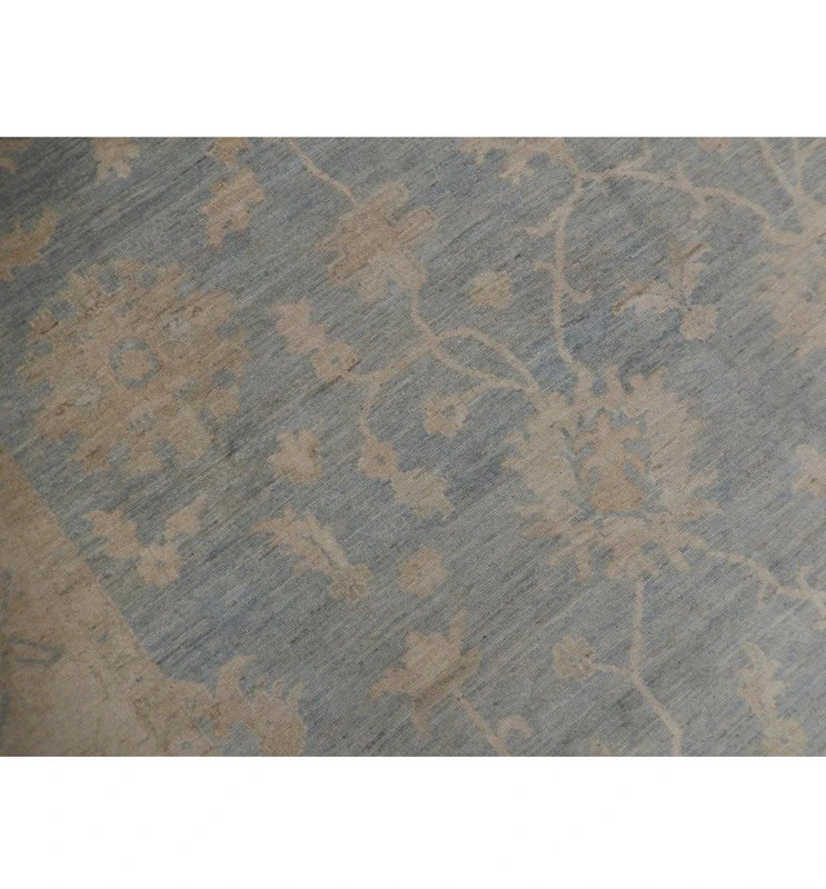 10'2 x 13'4 Oriental Chobi Rug