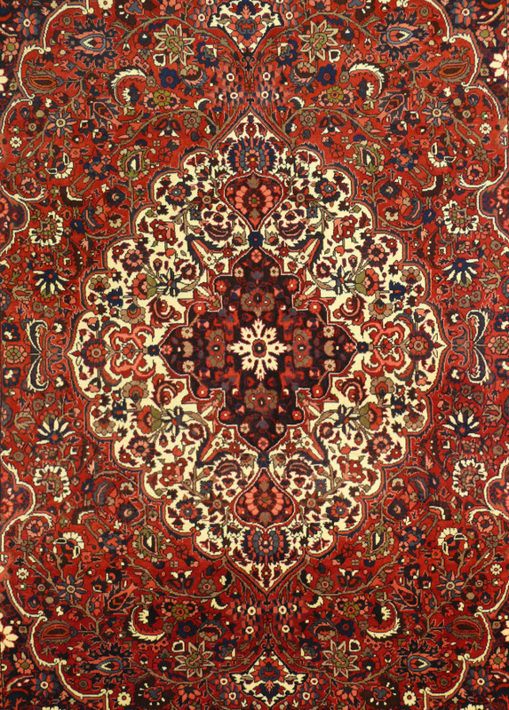 Bakhtiari Rug Medallion - Intricate and Detailed Design