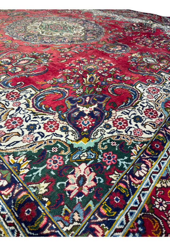 Side View ShDetailed View of Corner and Border Design on 10'4 x 13 Distressed Persian Kerman Rugowing Edge and Fringe of 10'4 x 13 Distressed Persian Kerman Rug