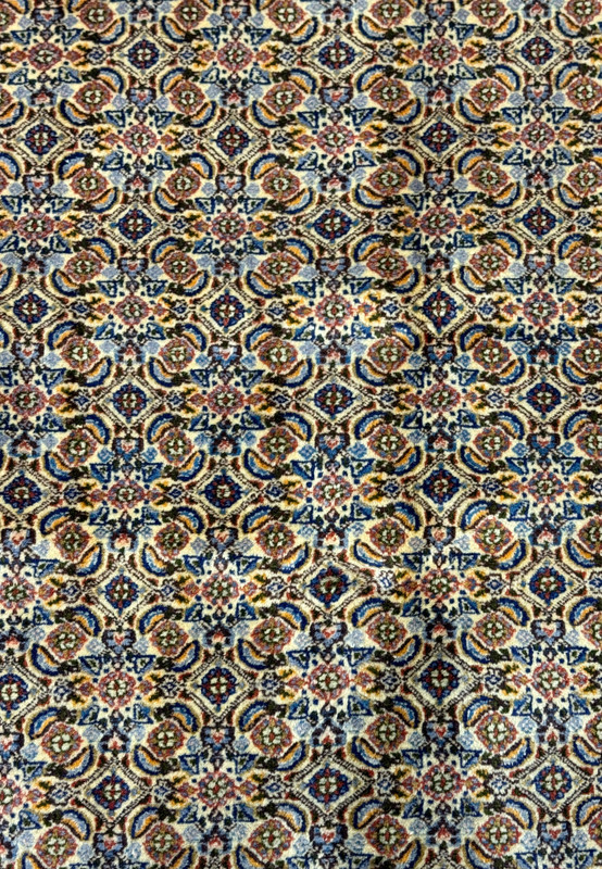 Detailed pattern of the central field on the Persian Moud Square Rug
