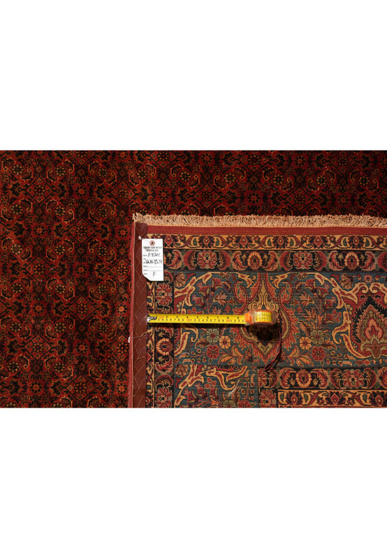 Backside showing the amazing weaving technique knot by knot.