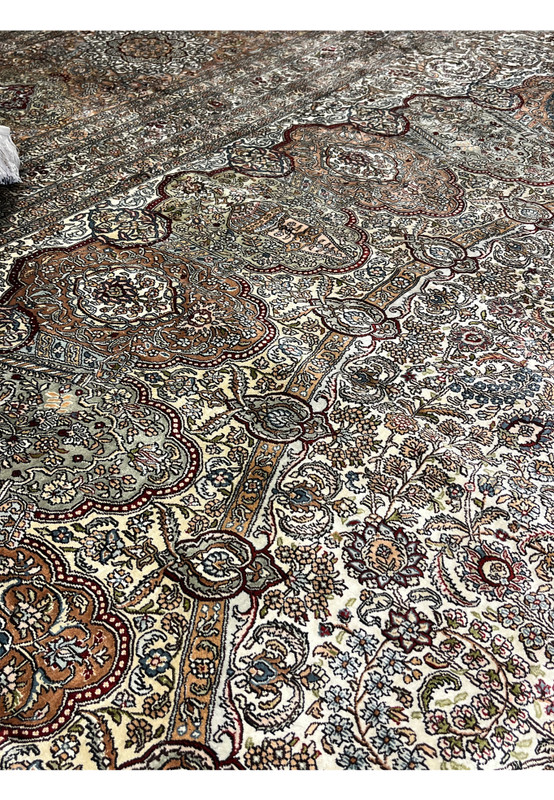 Silk foundation view showing pure silk warp and weft construction of this 780 KPSI Turkish rug