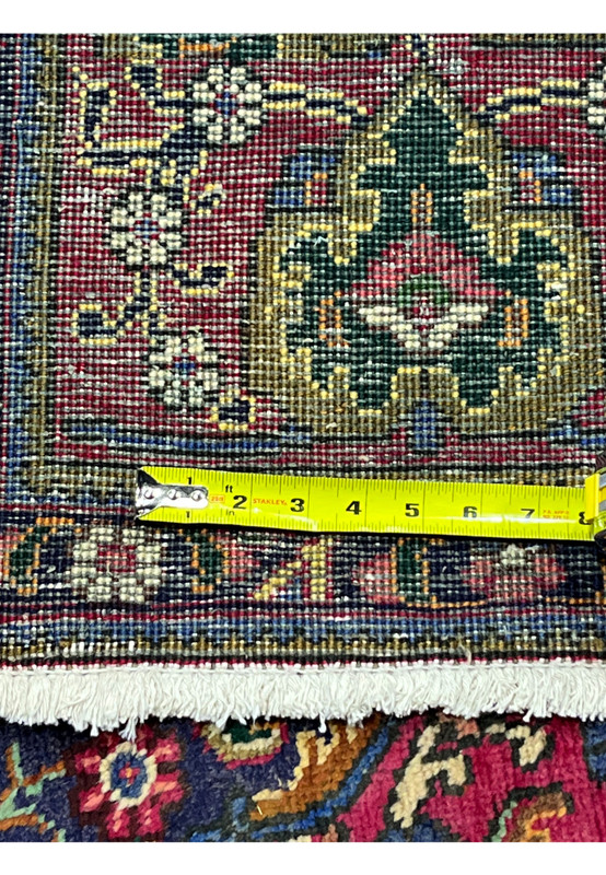Backside knot count measurement Persian Kerman rug, approximately 160 to 180 knots per square inch, fine hand-knotted wool on cotton