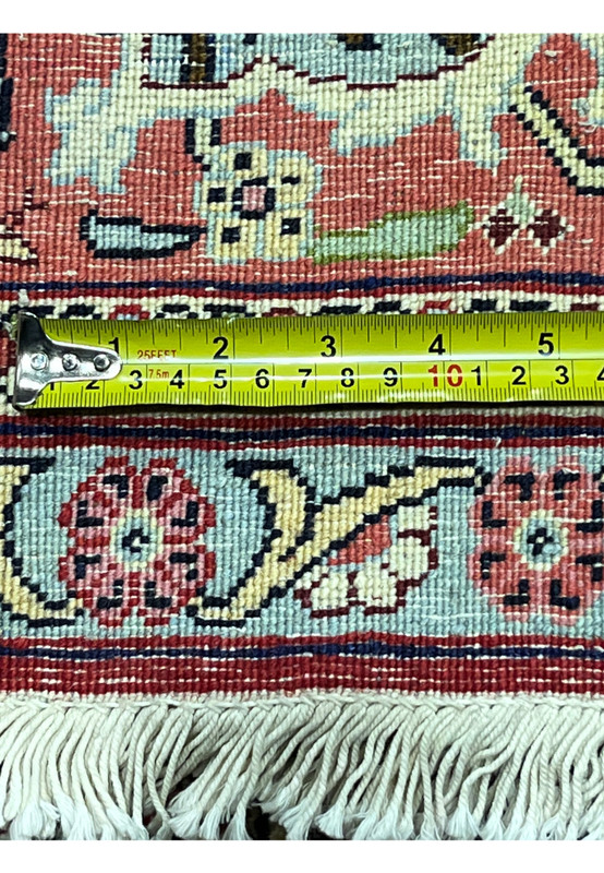 Backside knot count measurement Persian Senneh rug, approximately 320 to 360 knots per square inch, fine Kurdish hand-knotted