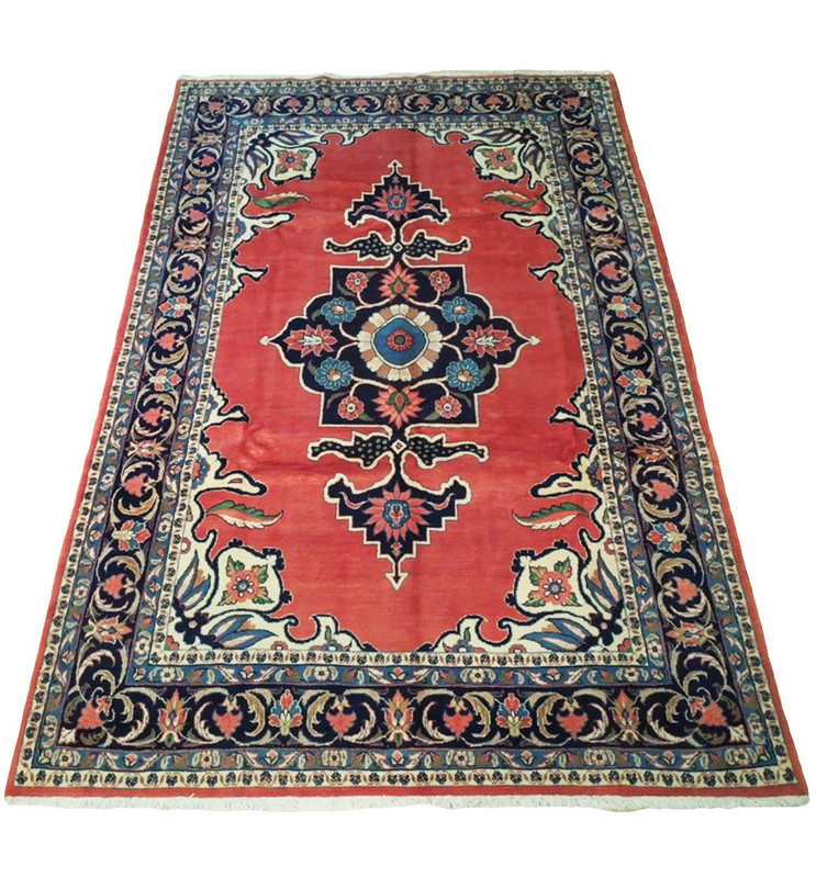 7 x 10'8" Persian Sarough Rug