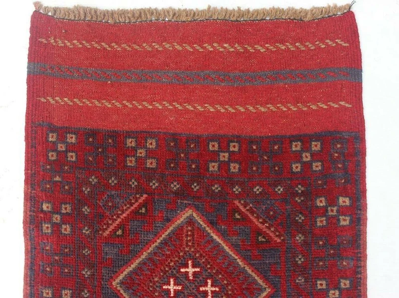 Edge and fringe detail of the 2' x 8' Tribal Mashwani Runner Rug, emphasizing its handcrafted quality