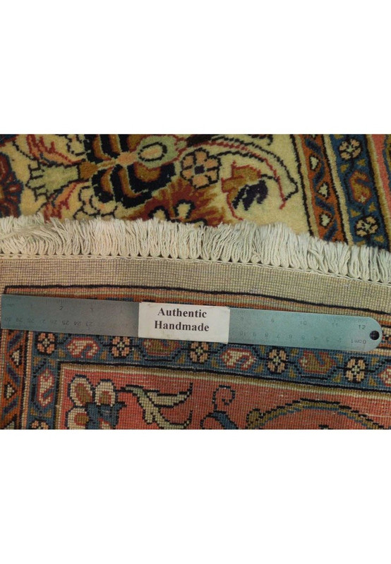 7 x 7 Persian Sarough Rug