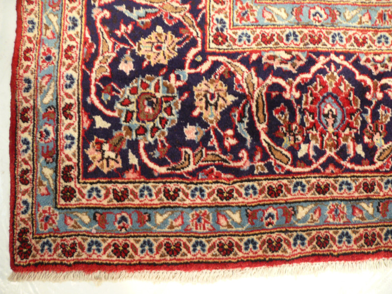 9'11" x 13'5 Persian Kashan Rug