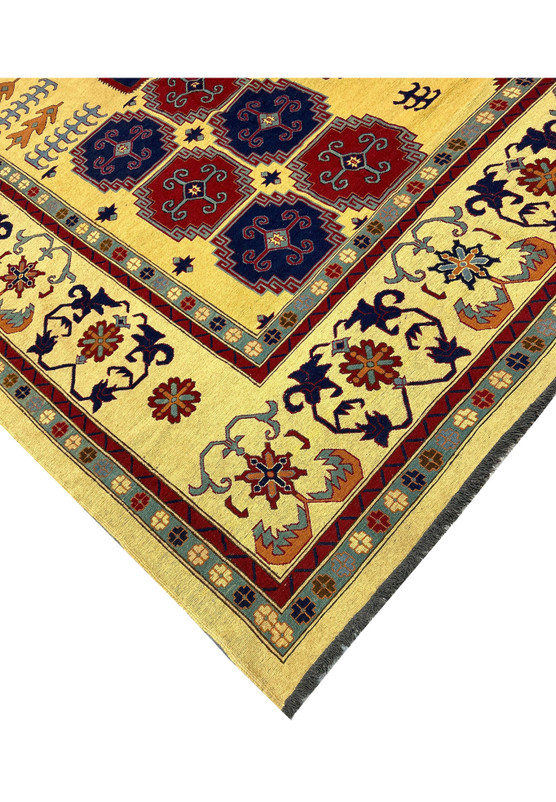 Edge of 13'3 x 16'2 Afghan Rug showcasing the fine craftsmanship and detailed hand-knotted fringes.