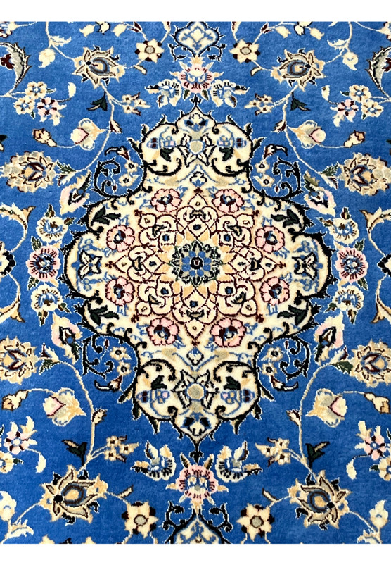 Detailed floral medallion in royal blue and off-white silk on Persian Nain 6LA Runner, fine weave 6-layer quality.