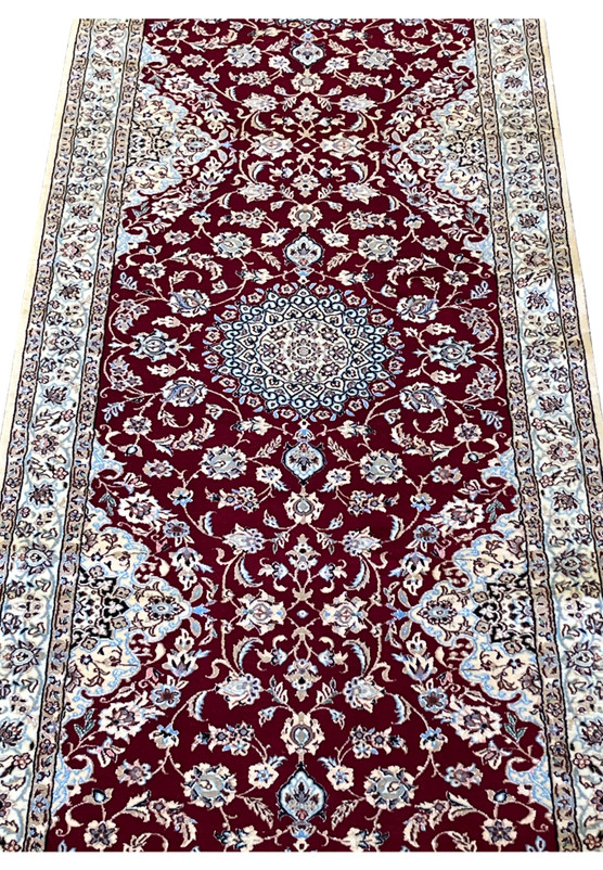 2'9x17 Persian Nain 6La Habibian runner wool silk crimson ivory blue floral midfield closeup