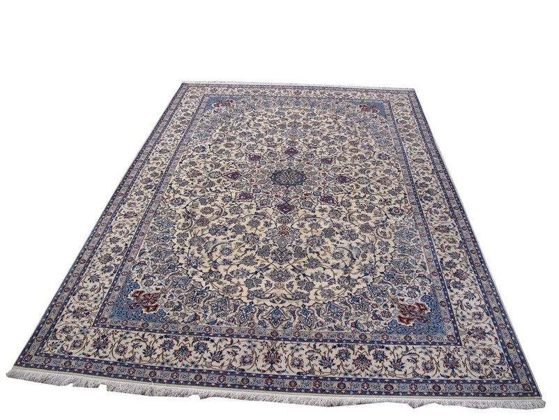 8 x 12 Persian Nain 6 LAA Wool & Silk Rug | signed by master weaver