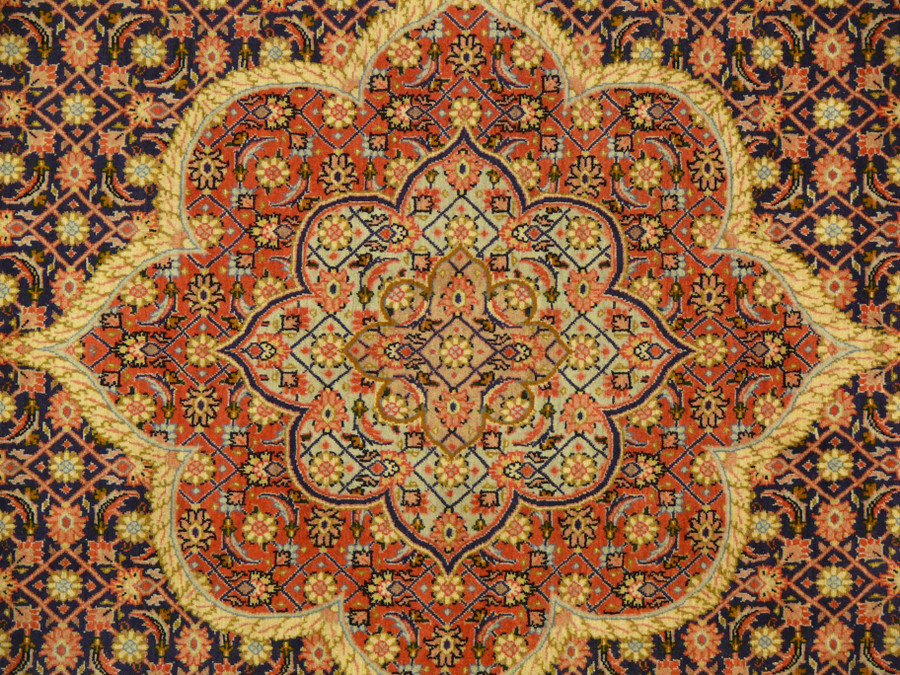 7 x 10'6 Persian Bijar Rug