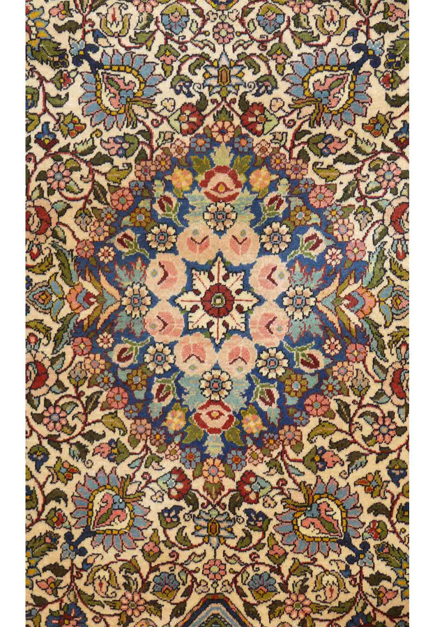 7 x 10 Persian Bakhtiar Tribal Rug