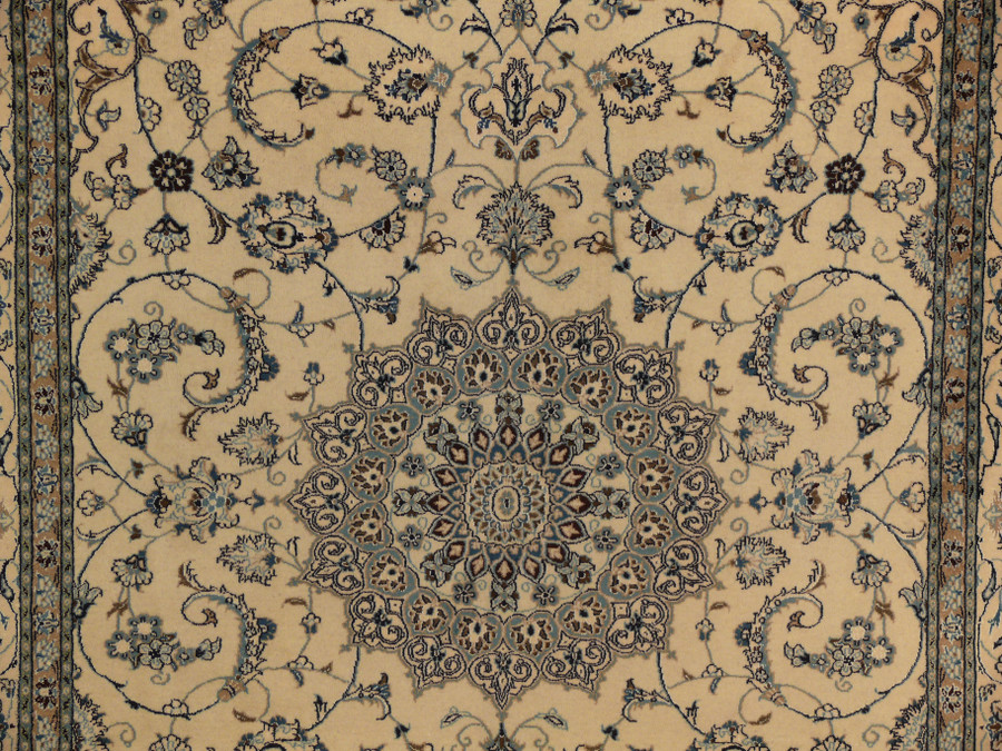 8'2" x 11'7" Persian Nain Rug